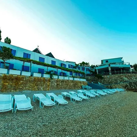 Triple Drasnice 3329i 3* Podgora (Split-Dalmatia)